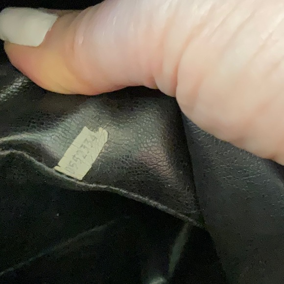 Vintage Chanel Tote, 100% Authentic, 14 x 14 - Picture 7 of 15